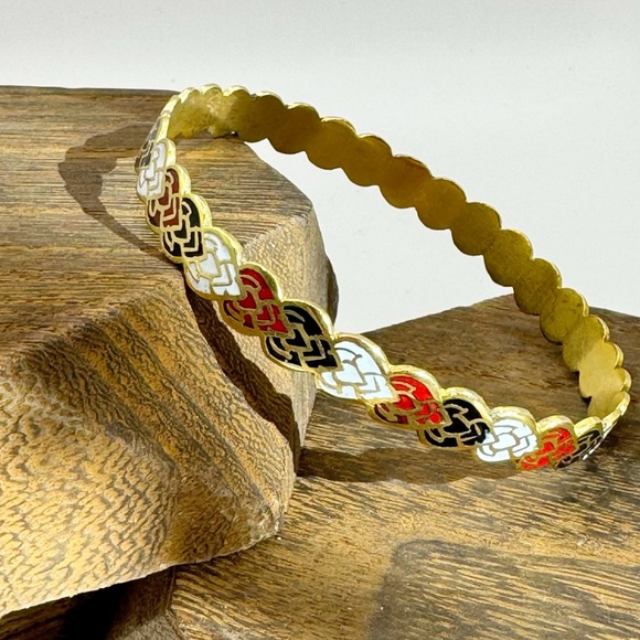 Gold tone heart bangle bracelet with red black white enamel inlay - Picture 2 of 13